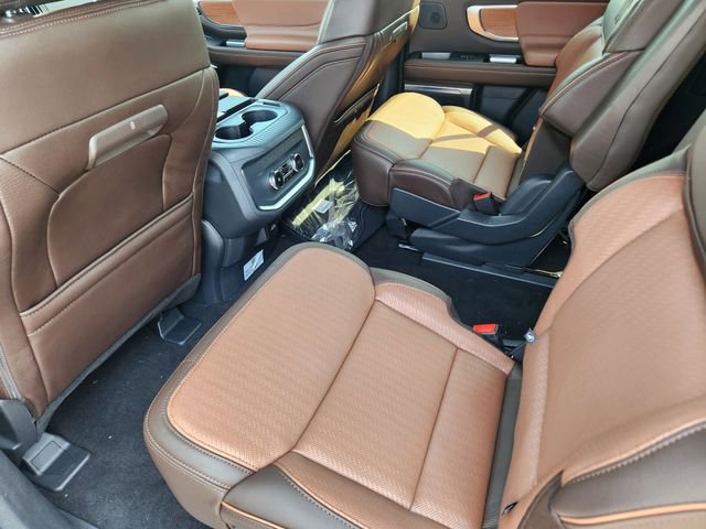 New 2025 Ford Expedition King Ranch image 31