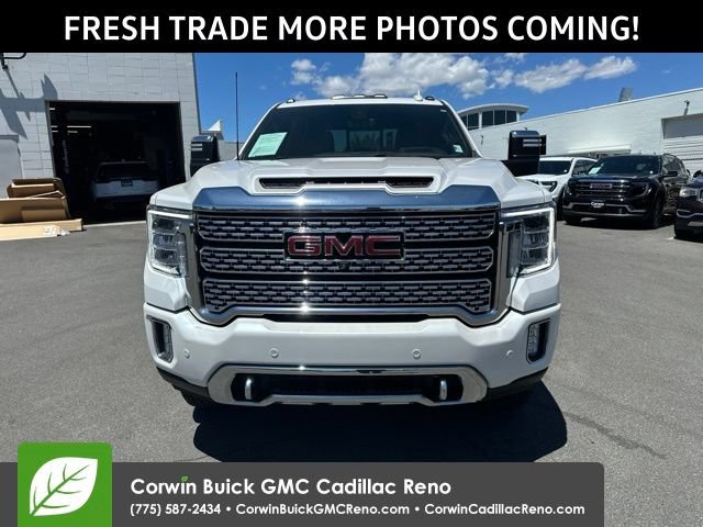 Used 2022 GMC Sierra 2500 Denali w/ Denali Ultimate Package AWD/4WD image 2