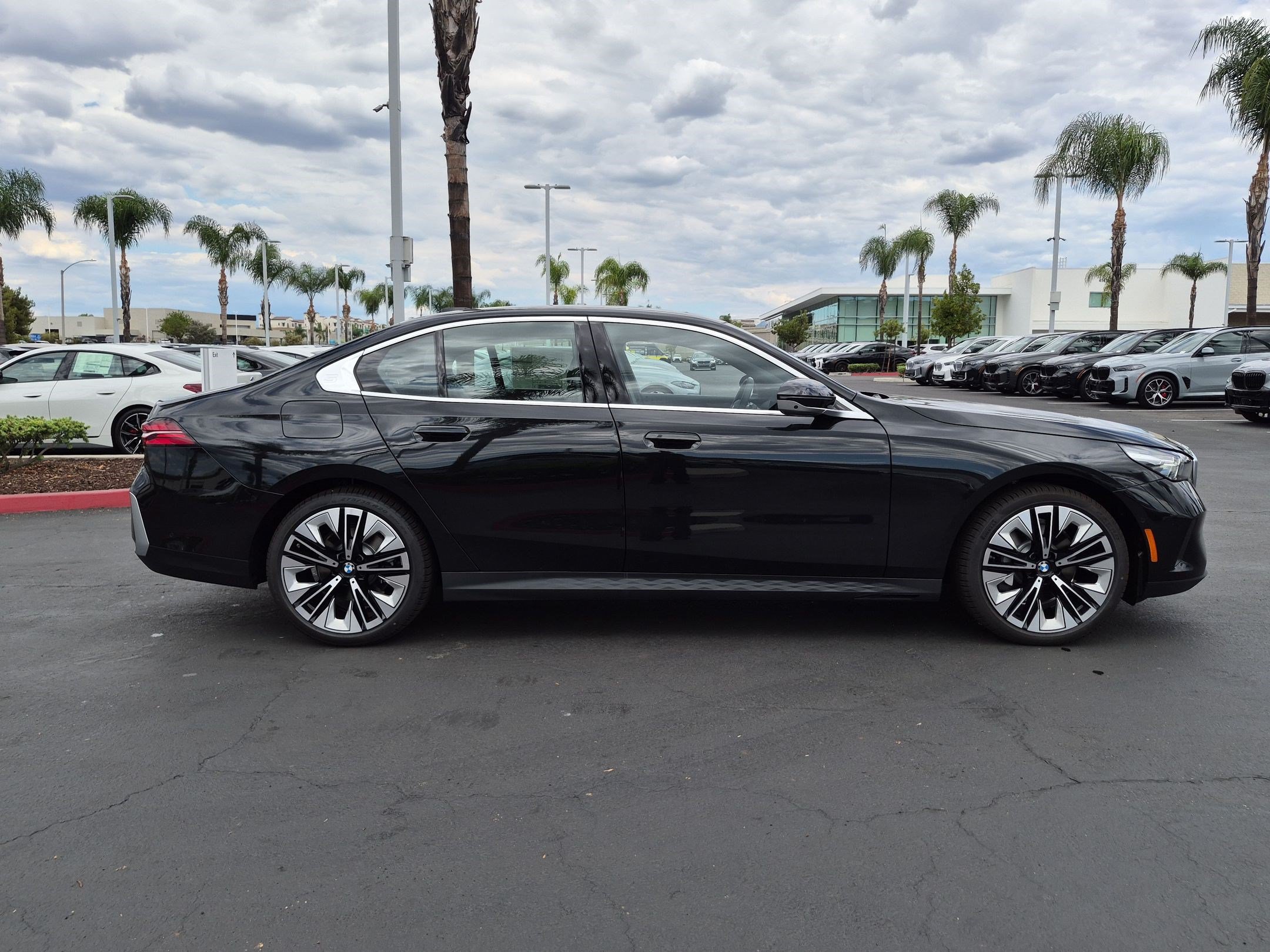 New 2027 BMW 530i w/ Convenience Package RWD image 11