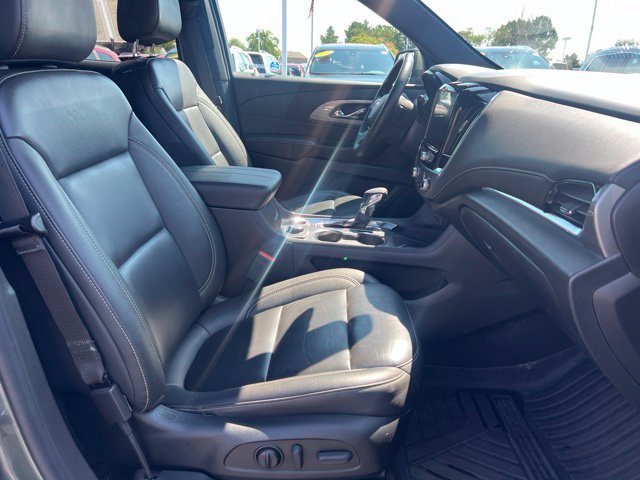Used 2023 Chevrolet Traverse LT AWD/4WD image 10