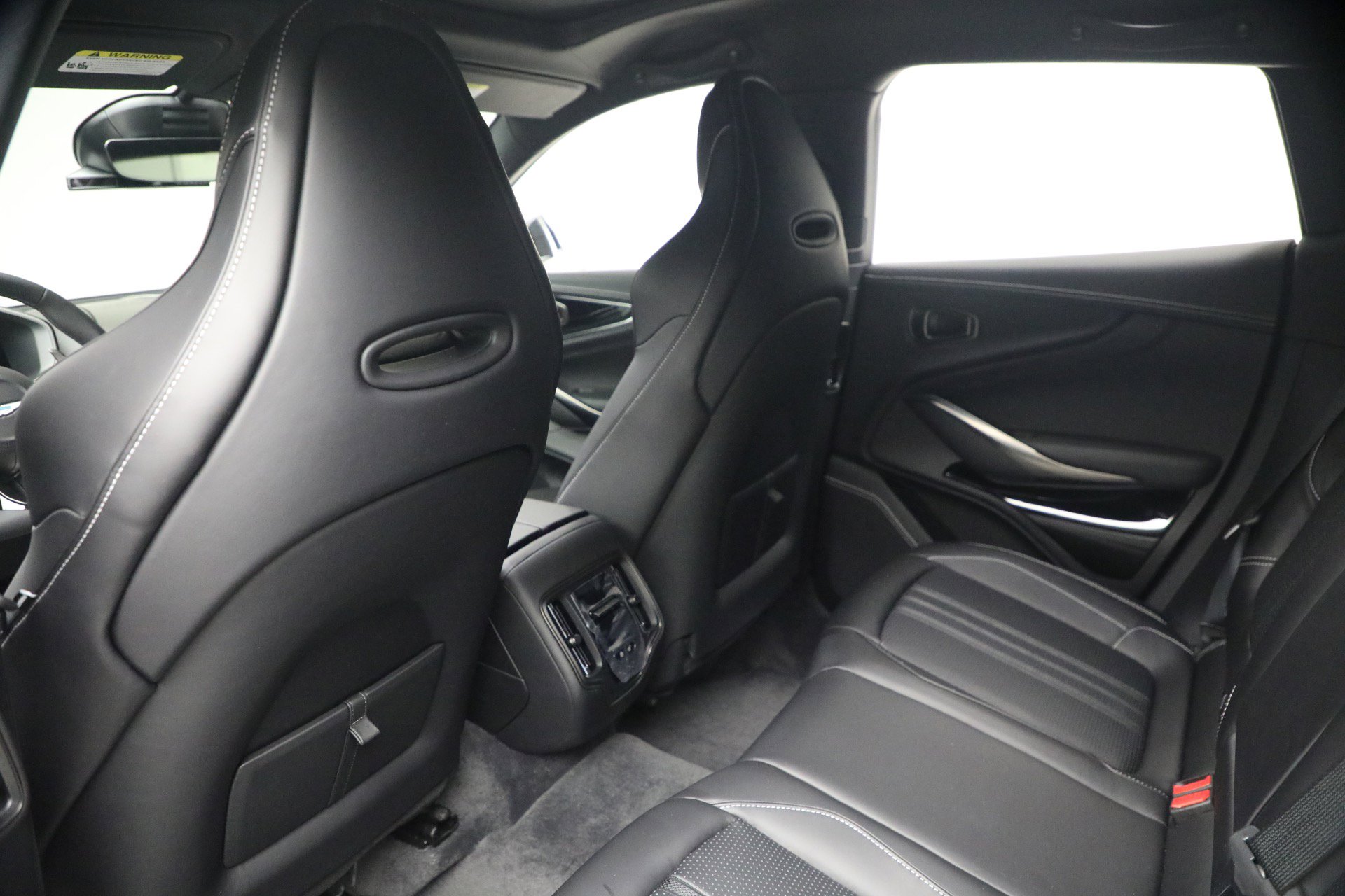 New 2026 Aston Martin DBX 707 image 19