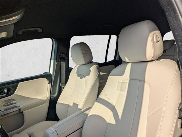 Certified 2025 Mercedes-Benz GLB 250 4MATIC image 18