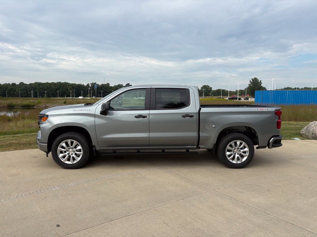 New 2026 Chevrolet Silverado 1500 Custom AWD/4WD image 6
