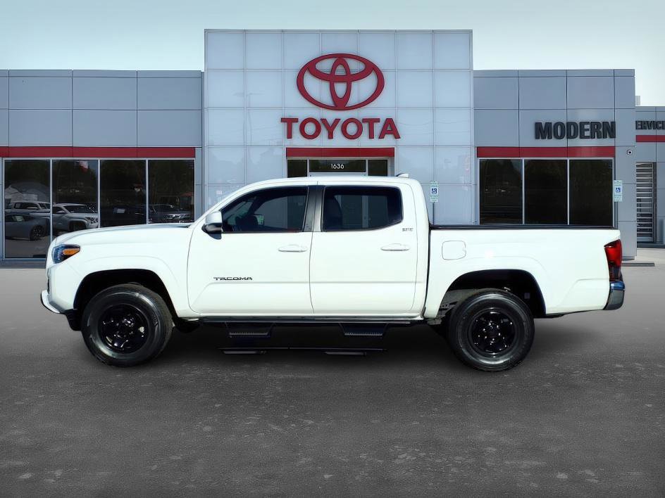 Certified 2023 Toyota Tacoma SR5 image 3
