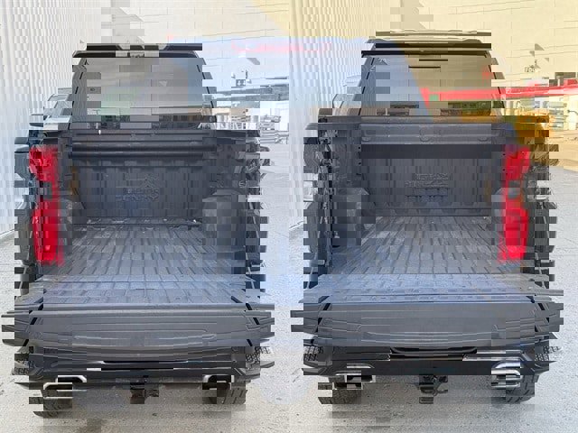 Used 2024 Chevrolet Silverado 1500 High Country w/ High Country Premium Package image 35