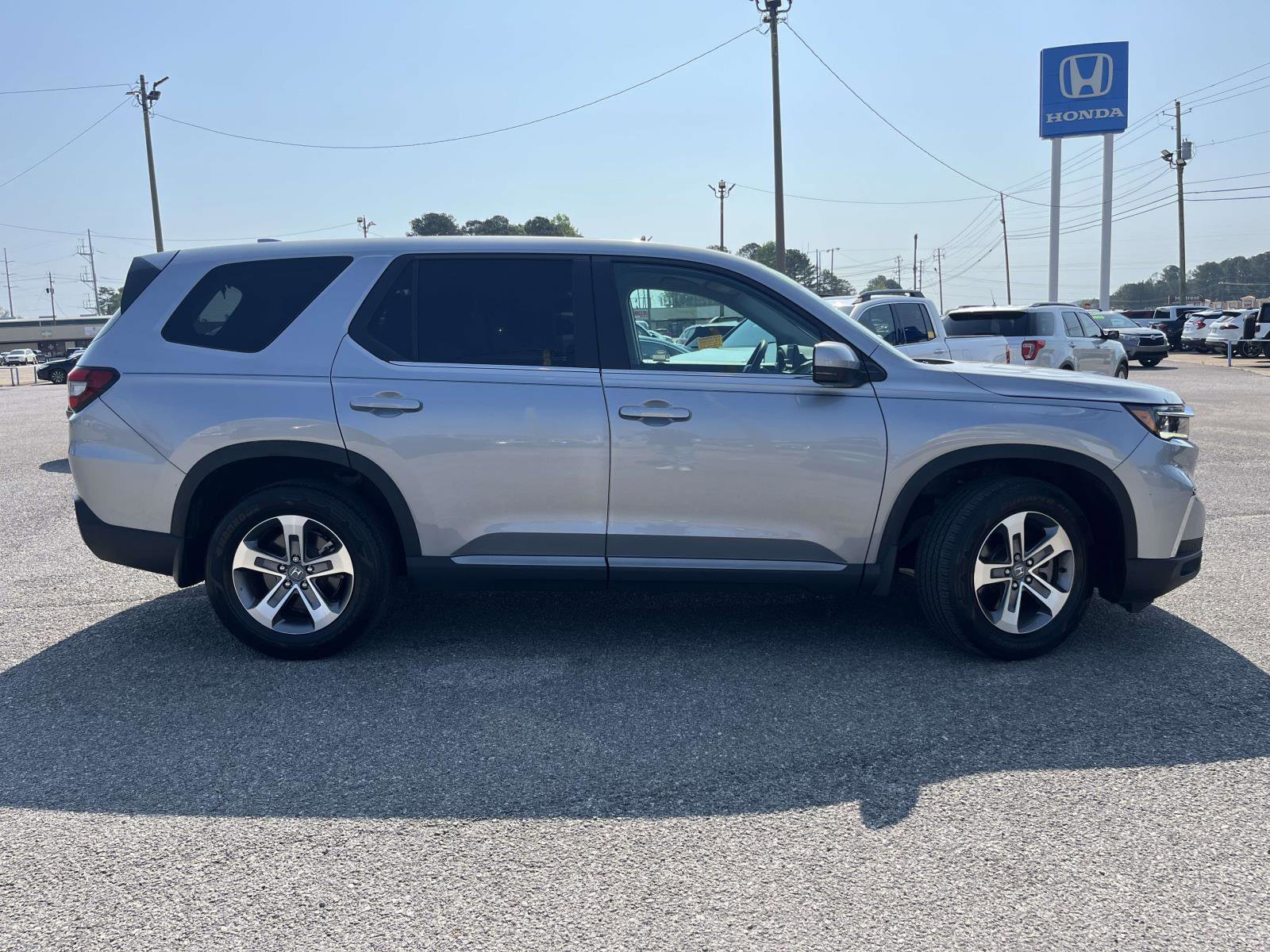 Certified 2023 Honda Pilot EX-L image 3