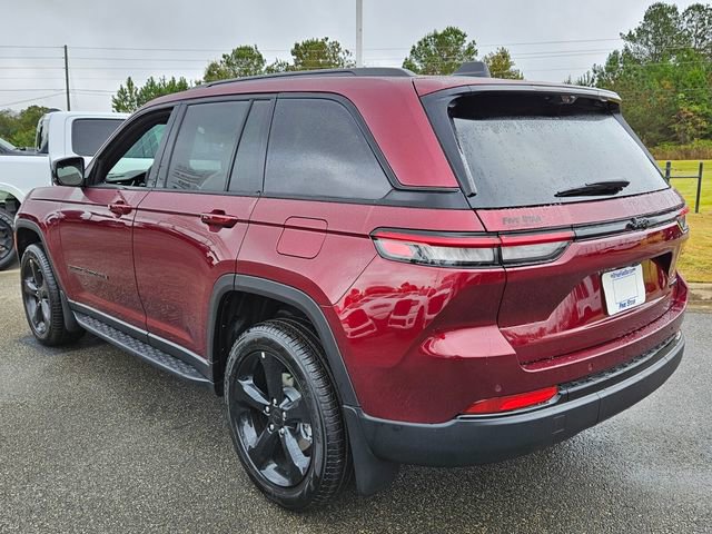 New 2025 Jeep Grand Cherokee Limited w/ Luxury Tech Group II RWD image 12