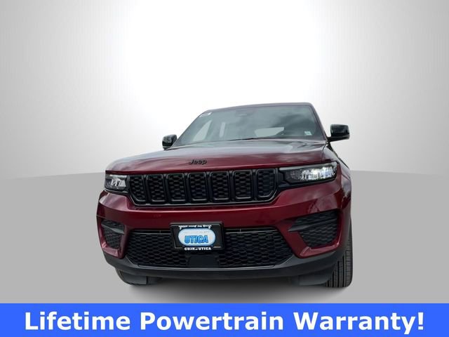 New 2025 Jeep Grand Cherokee Altitude image 3