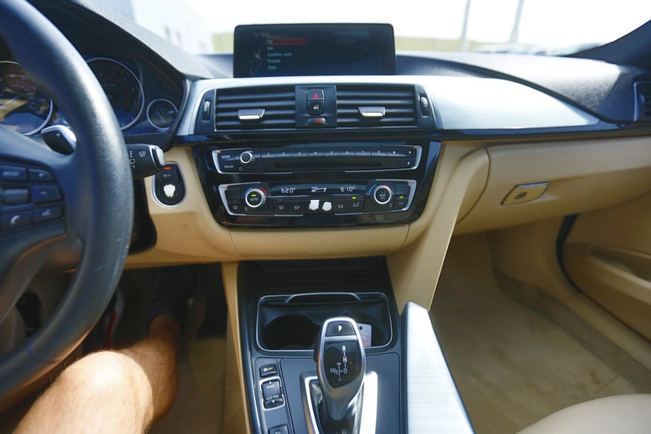 Used 2016 BMW 328i Sedan RWD image 8