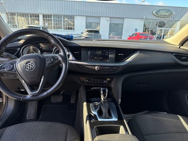 Used 2018 Buick Regal Preferred w/ Driver Confidence Package #1 image 12