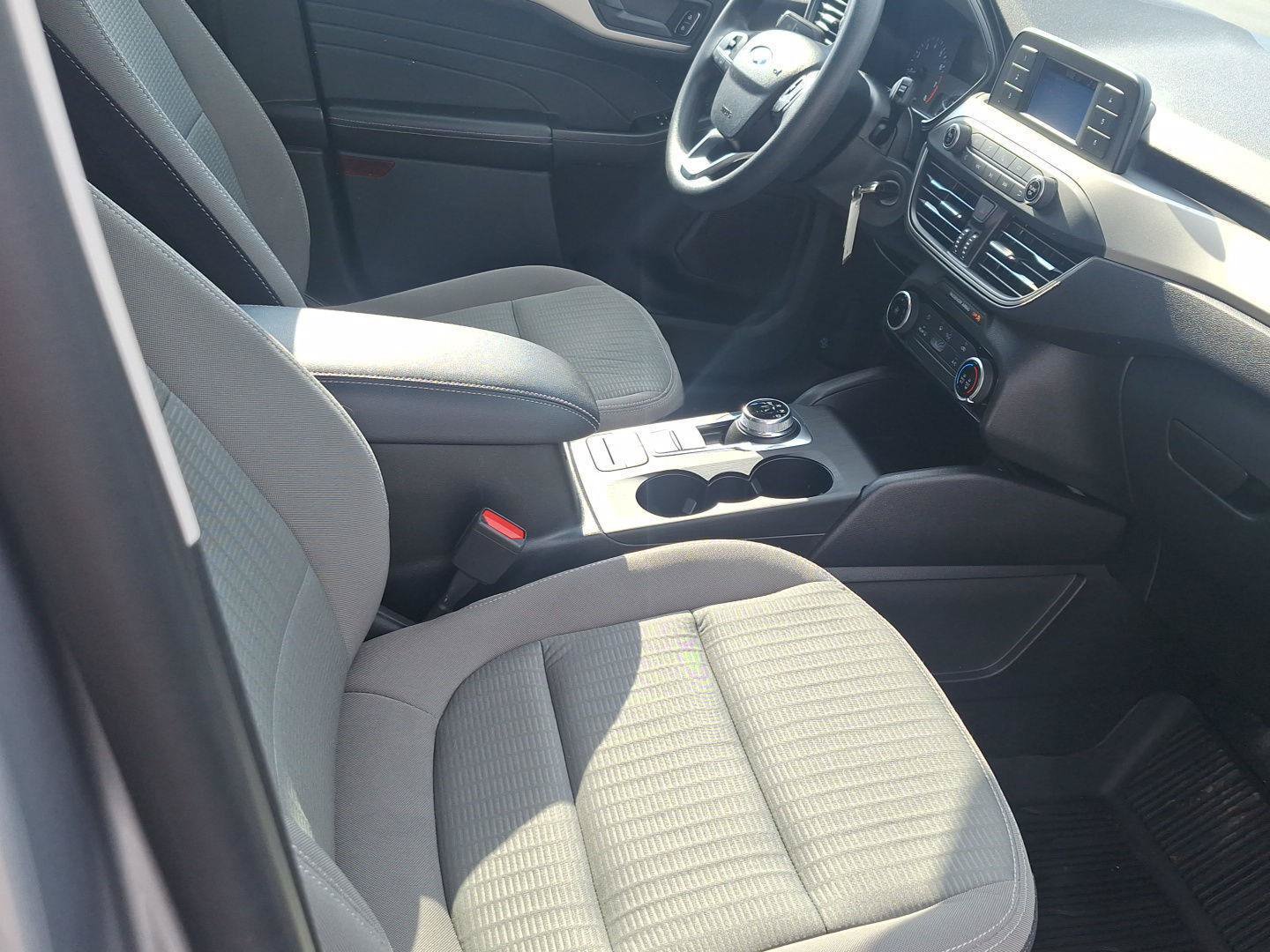 Used 2022 Ford Escape S AWD/4WD image 19