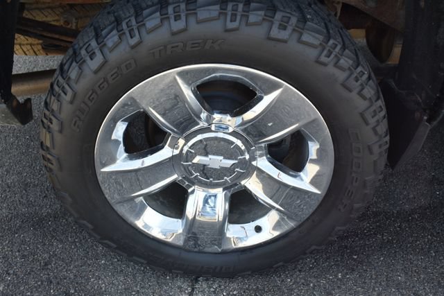 Used 2014 Chevrolet Silverado 1500 LTZ w/ LTZ Plus Package AWD/4WD image 44