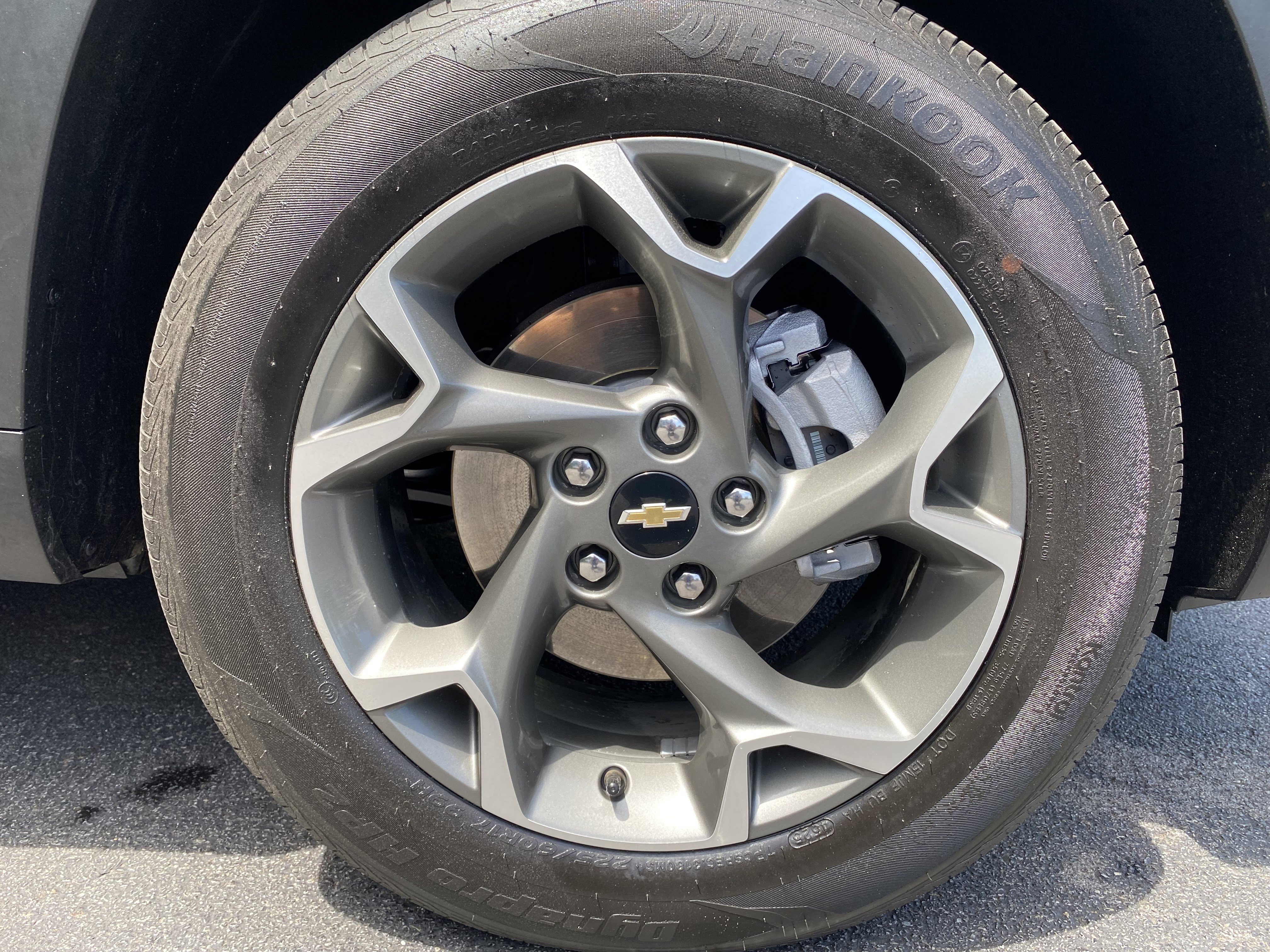 Used 2026 Chevrolet Trax LT w/ LPO, Blackout Package FWD image 13