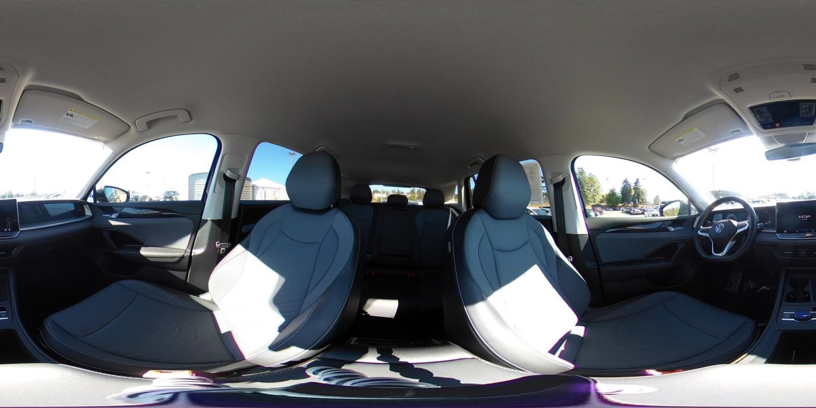 Used 2026 Volkswagen Tiguan SE AWD/4WD image 44
