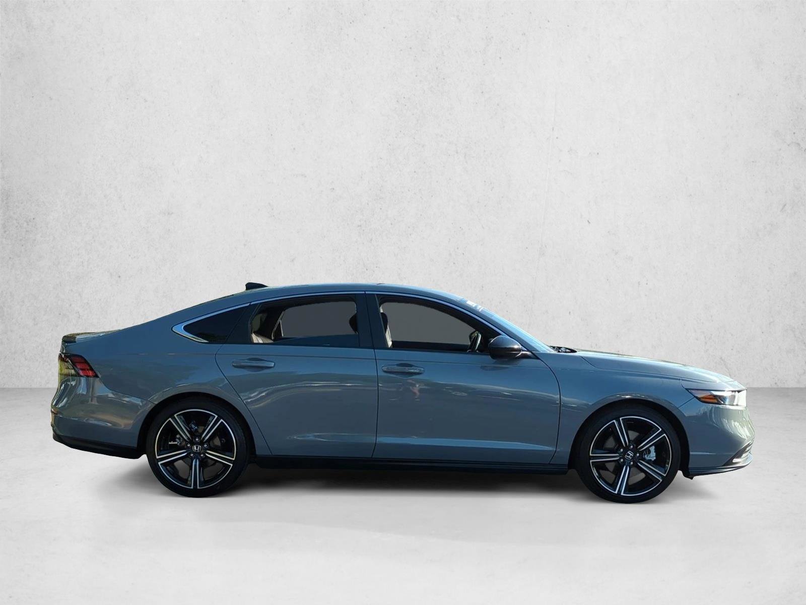 Certified 2025 Honda Accord Sport image 4