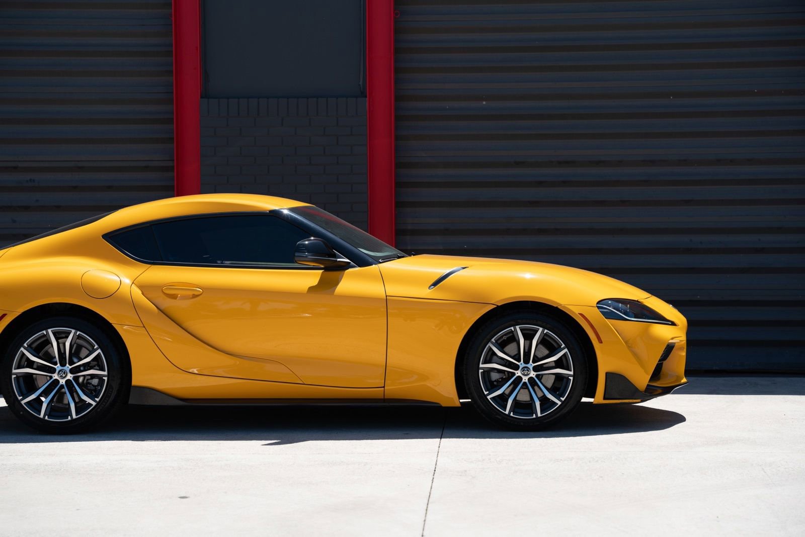 Used 2021 Toyota Supra RWD image 12