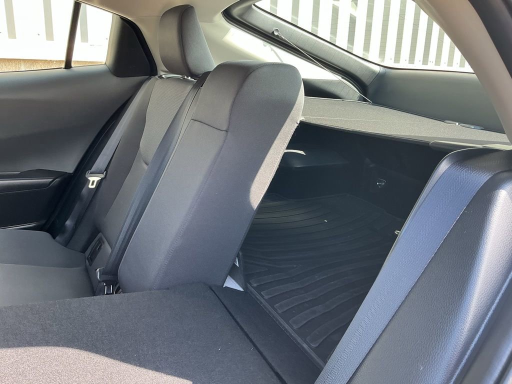 Used 2024 Toyota Prius LE image 17