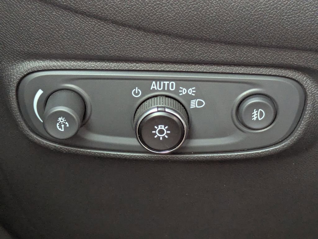 Used 2022 Chevrolet Equinox Premier image 26