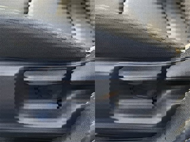 Used 2024 Toyota Corolla LE image 27