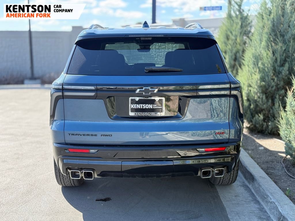 Used 2025 Chevrolet Traverse RS w/ LPO, Floor Liner Package image 7