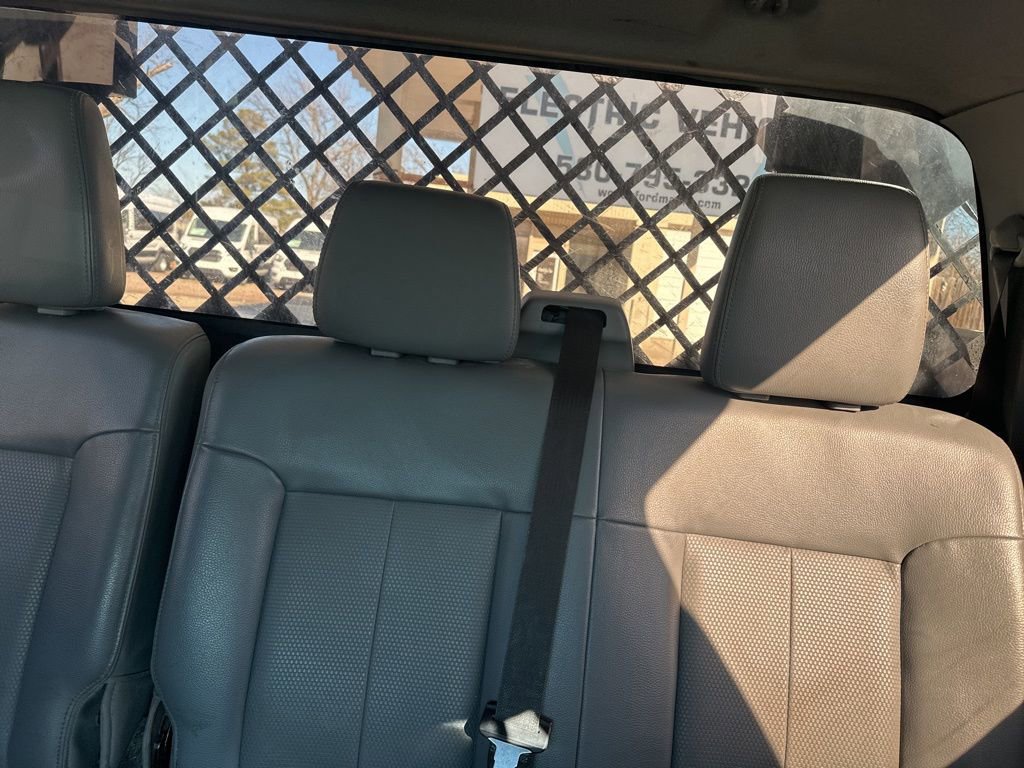 Used 2015 Ford F450 XL w/ Power Equipment Group image 24