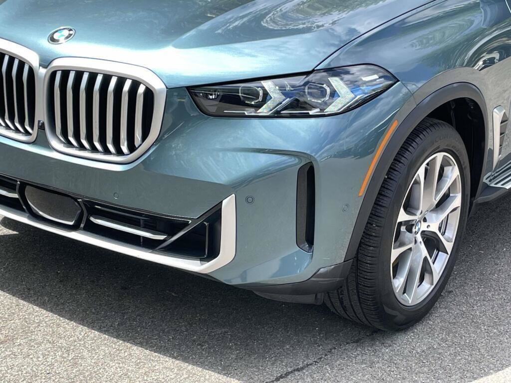 Used 2026 BMW X5 xDrive40i AWD/4WD image 13