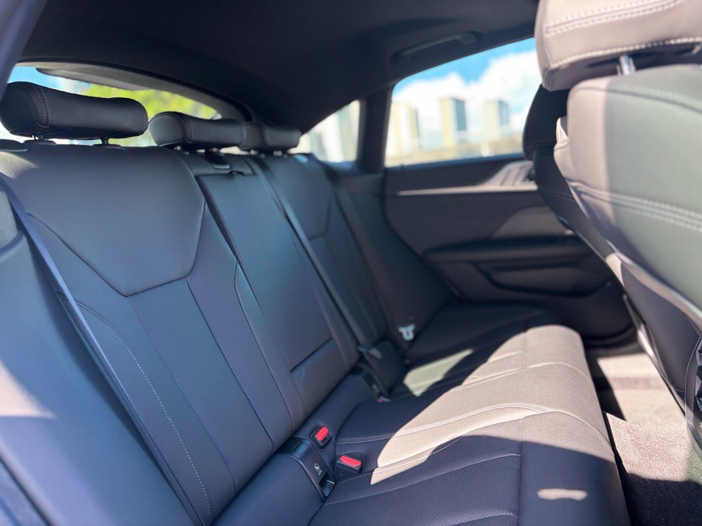 Used 2023 BMW i4 eDrive40 w/ M Sport Package RWD image 11