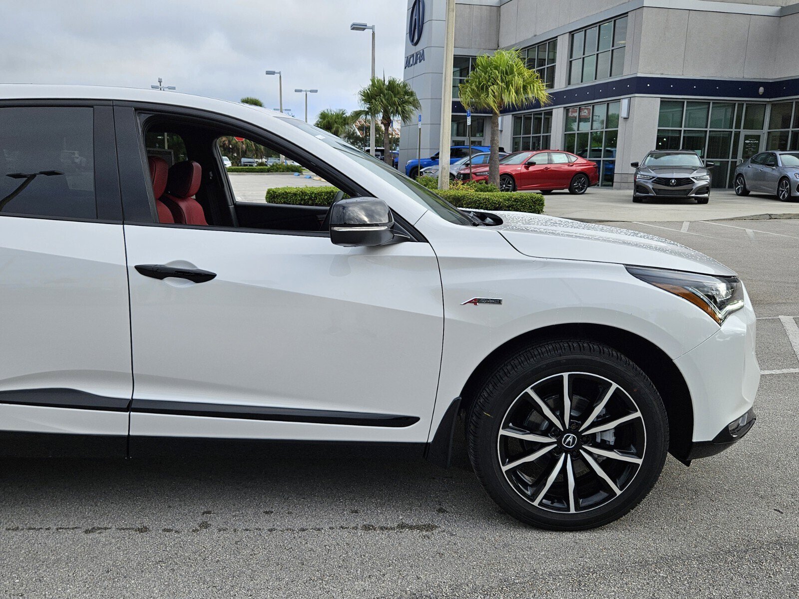 New 2025 Acura RDX A-Spec image 2