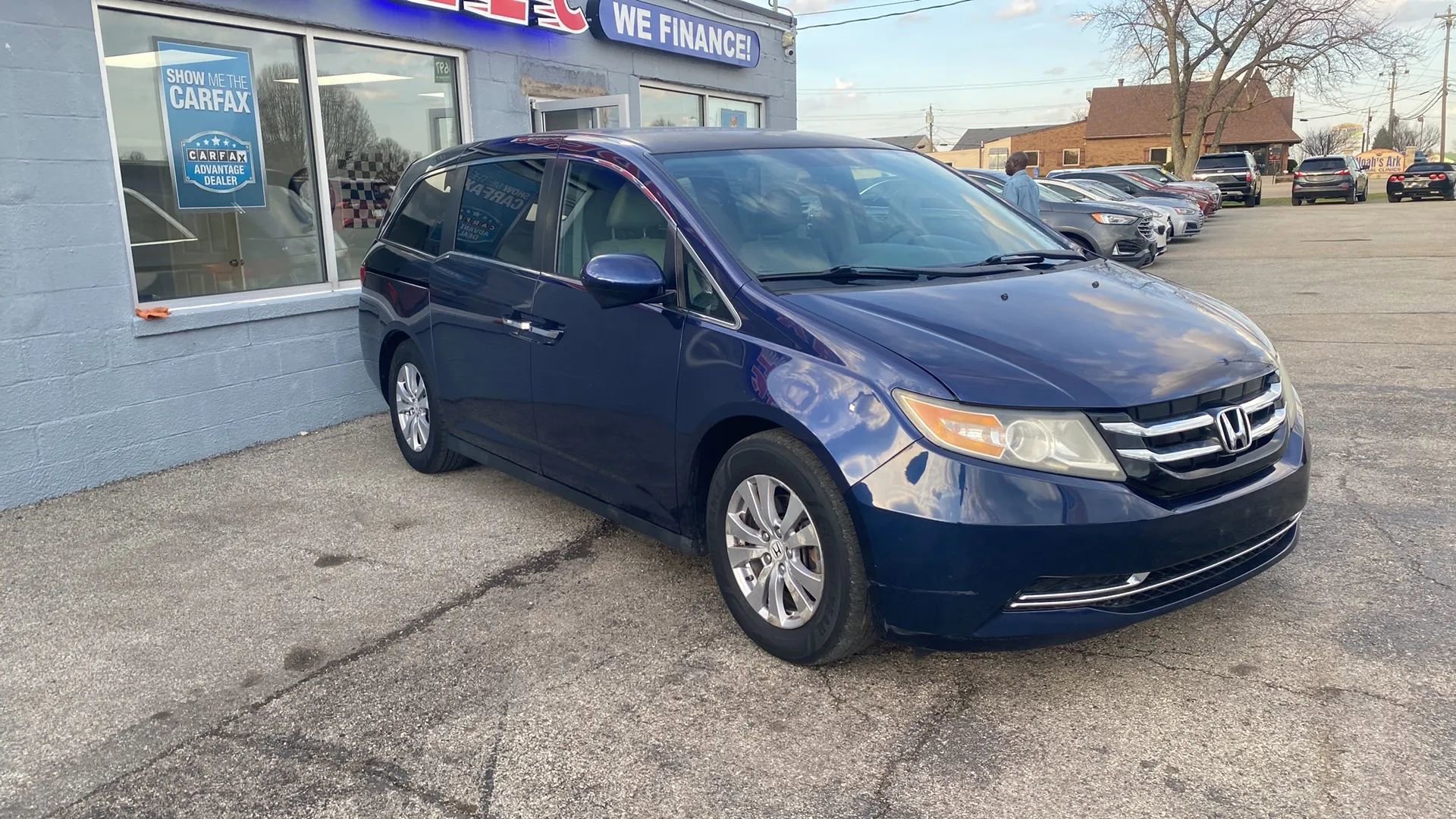 Used 2015 Honda Odyssey EX image 3