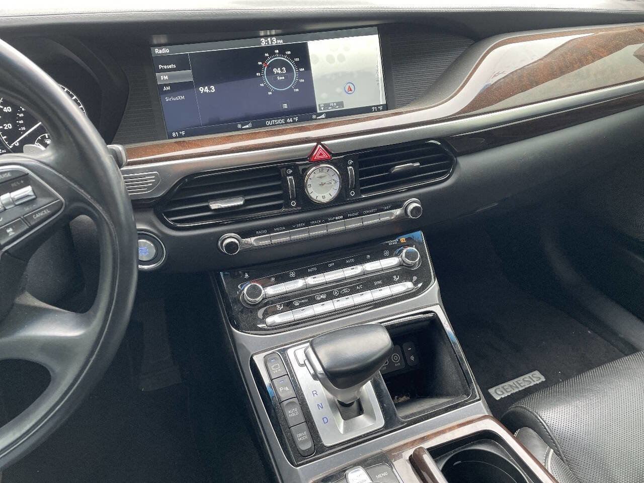 Used 2019 Genesis G90 3.3T Premium image 26