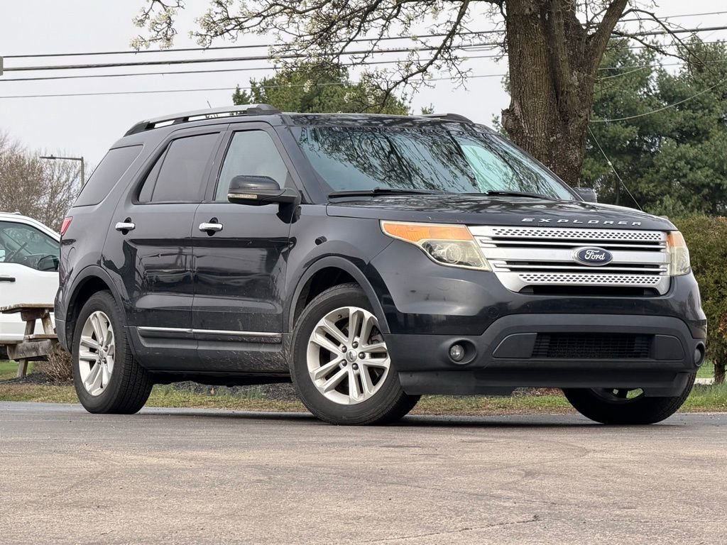 Used 2011 Ford Explorer XLT w/ 202A Rapid Spec Order Code FWD image 1
