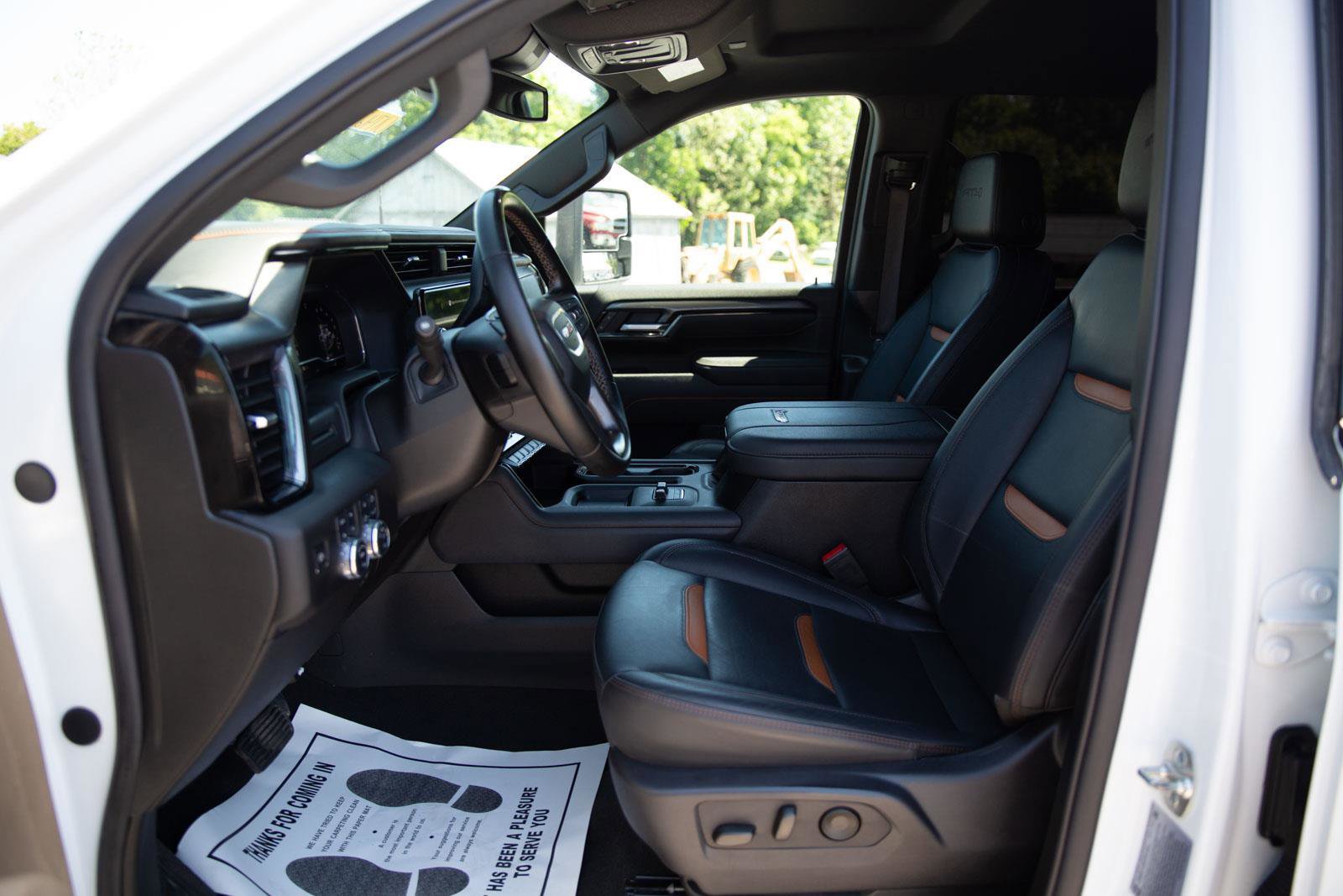 Used 2025 GMC Sierra 2500 AT4 AWD/4WD image 21