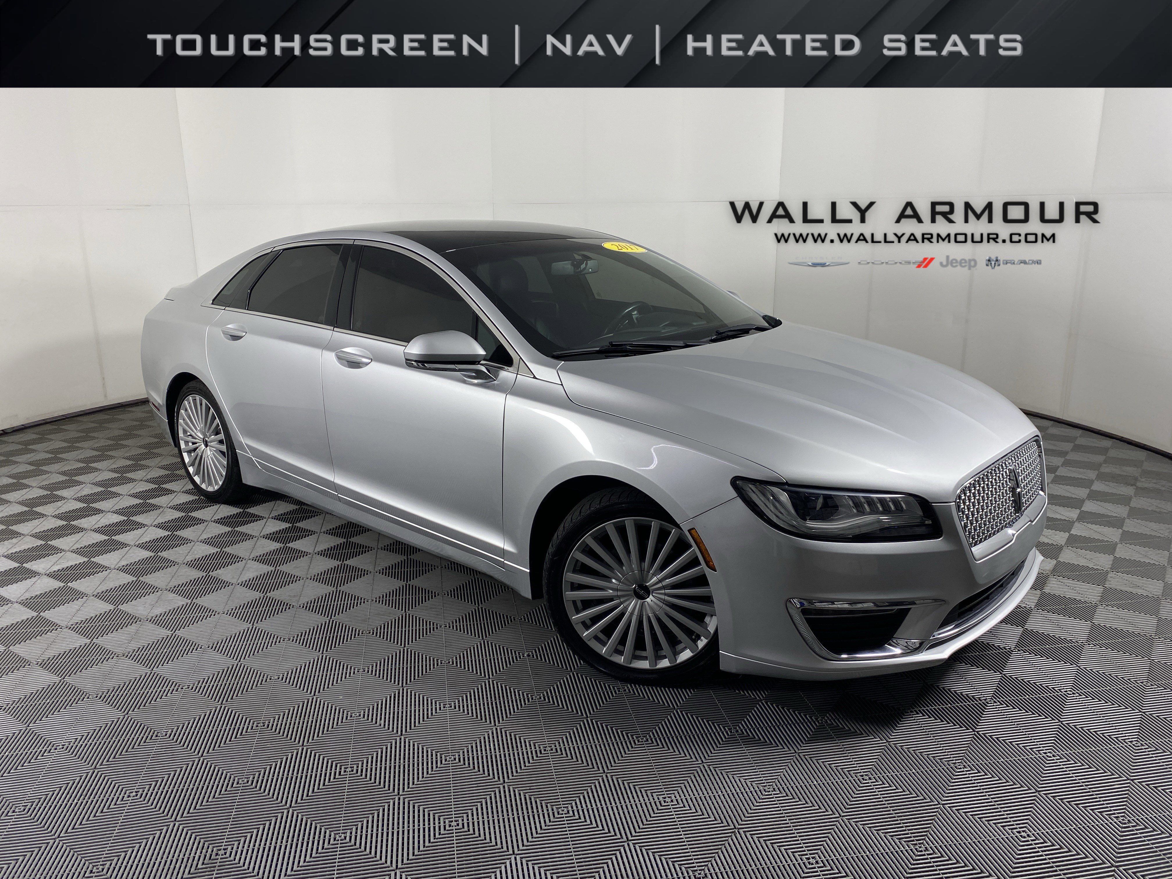 Used 2017 Lincoln MKZ Reserve FWD image 1