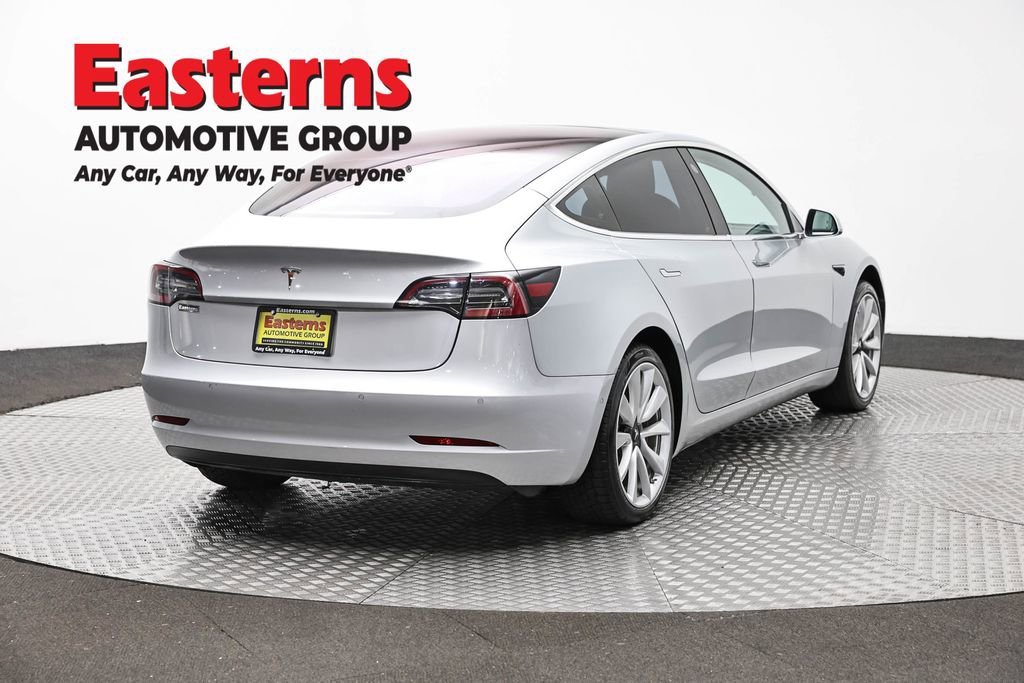 Used 2018 Tesla Model 3 Mid Range RWD image 5