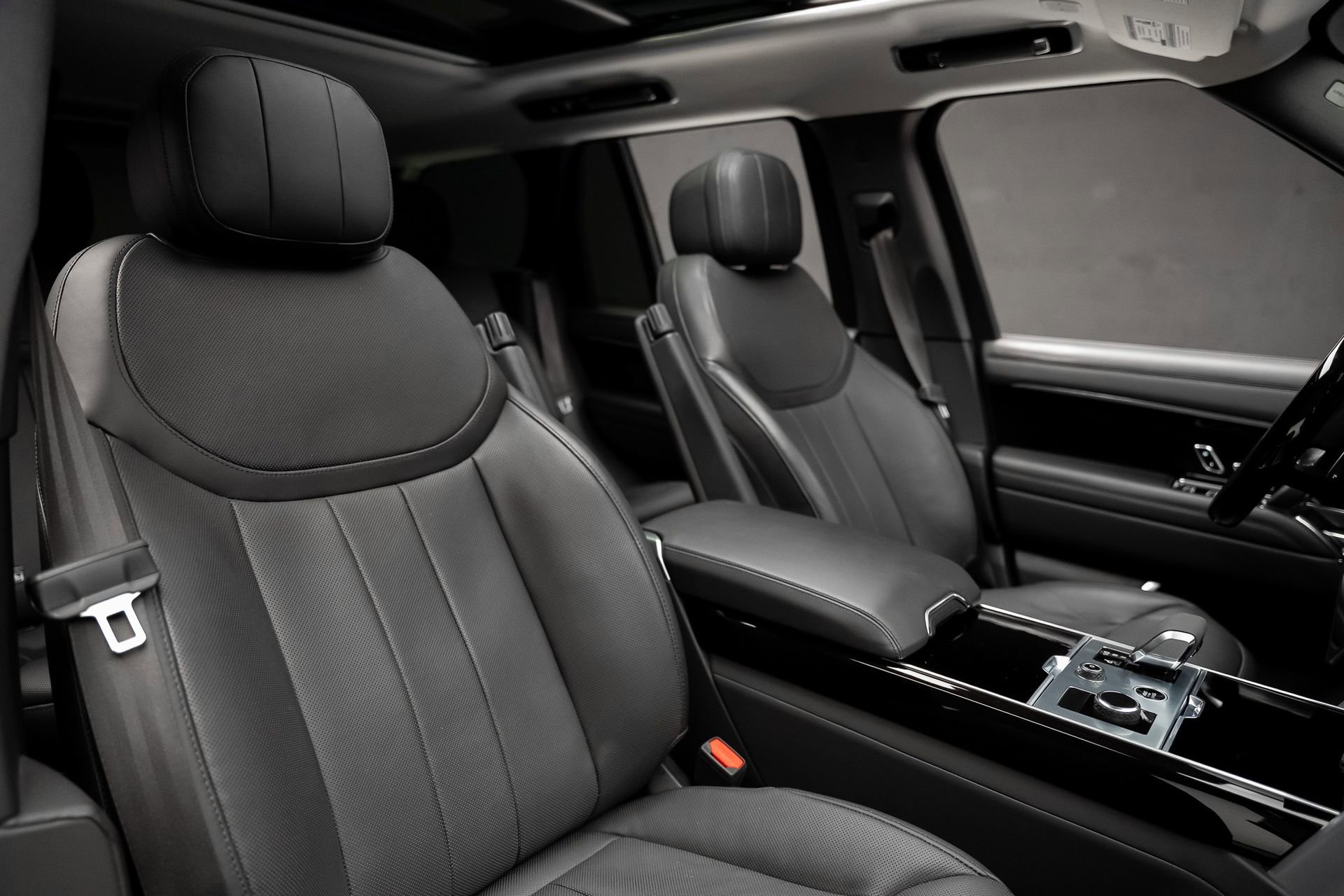 Used 2023 Land Rover Range Rover SE image 60