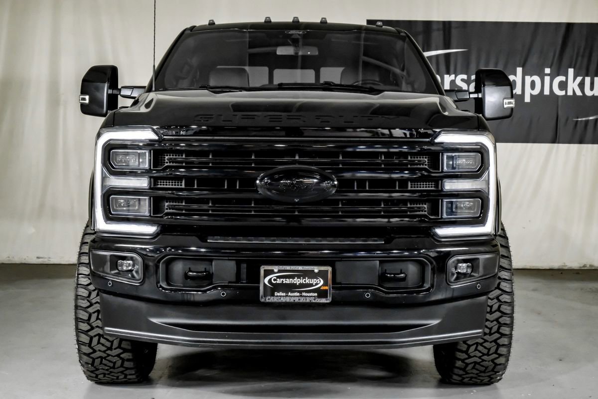 Used 2025 Ford F250 Platinum AWD/4WD image 3