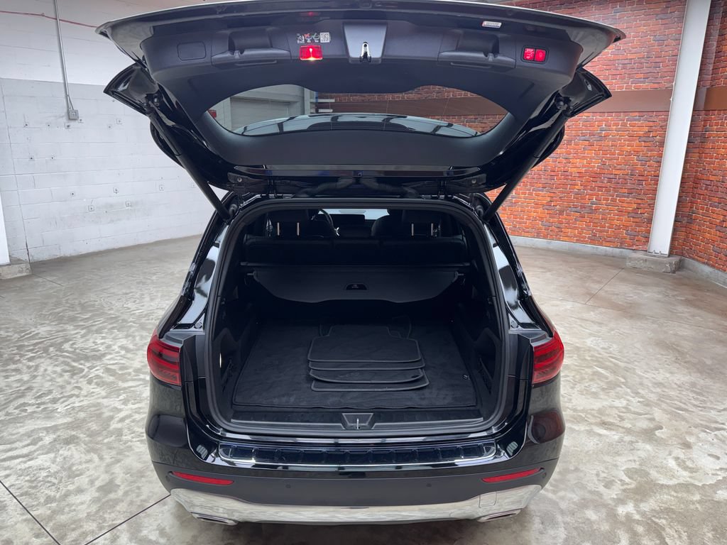 Certified 2024 Mercedes-Benz GLB 250 4MATIC image 26