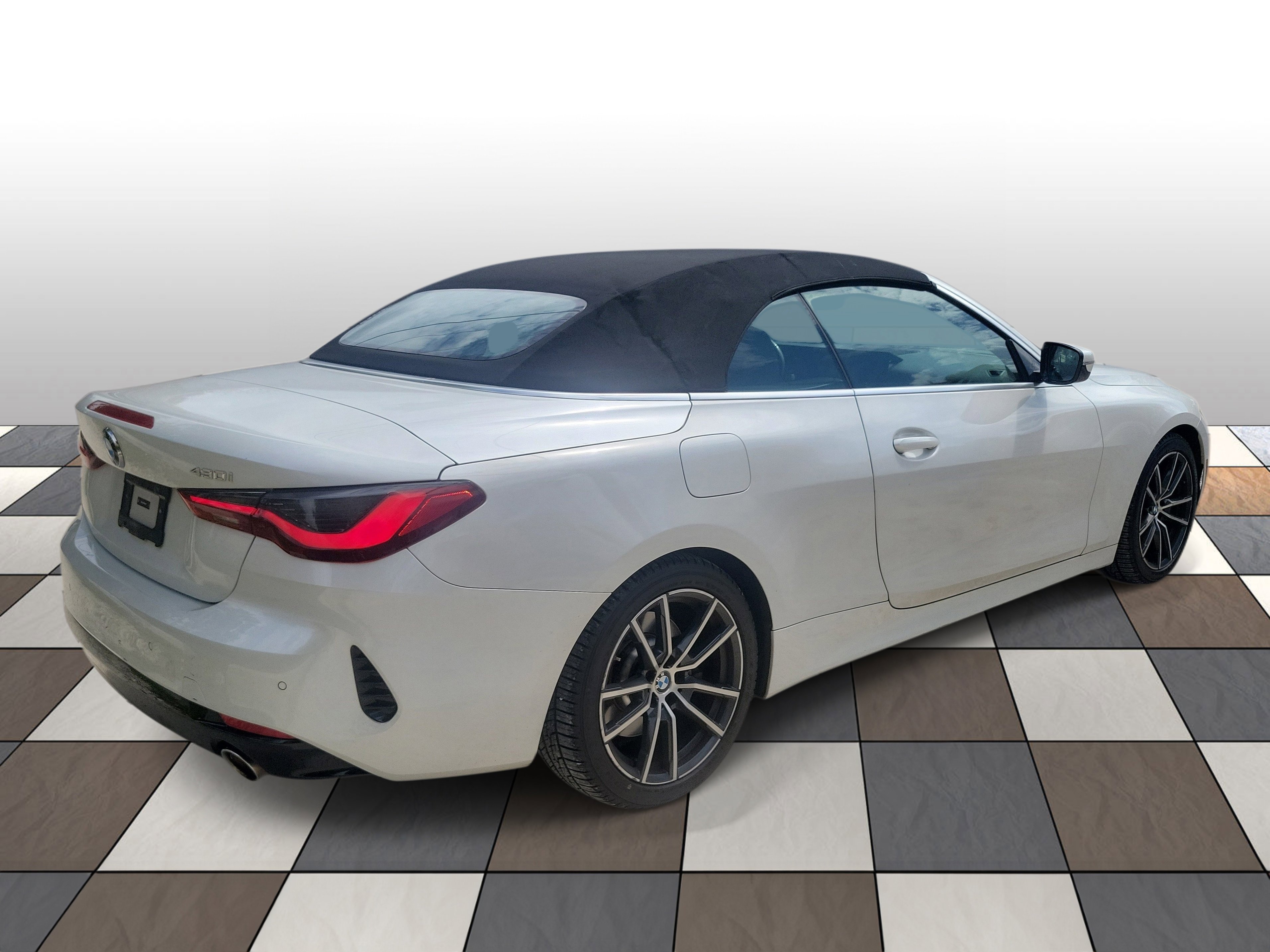Used 2024 BMW 430i Convertible RWD image 4