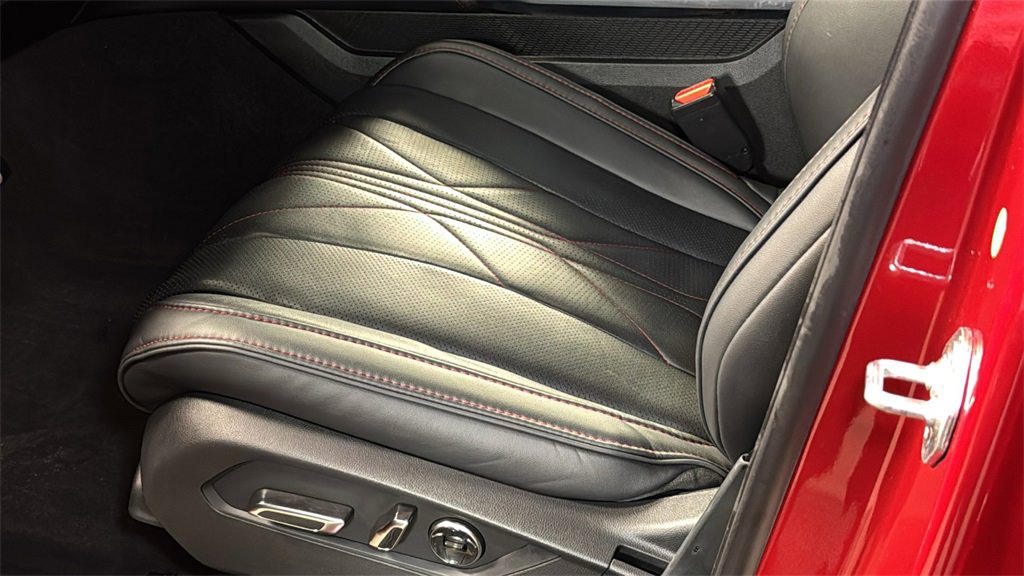 Used 2025 Acura MDX A-Spec image 30