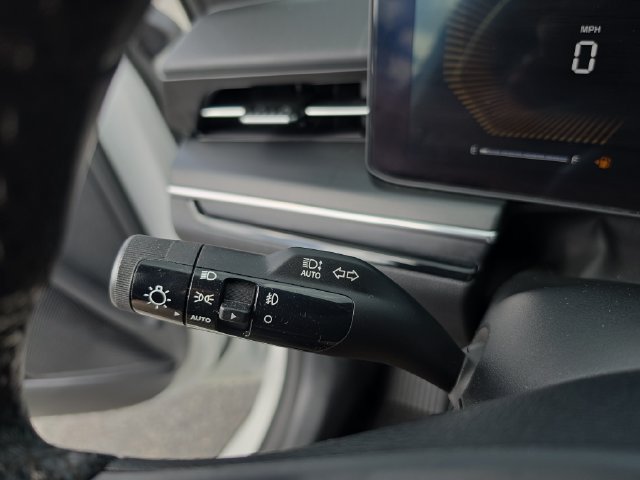 Certified 2025 Kia K5 GT-Line w/ GT-Line Premium Package FWD image 23