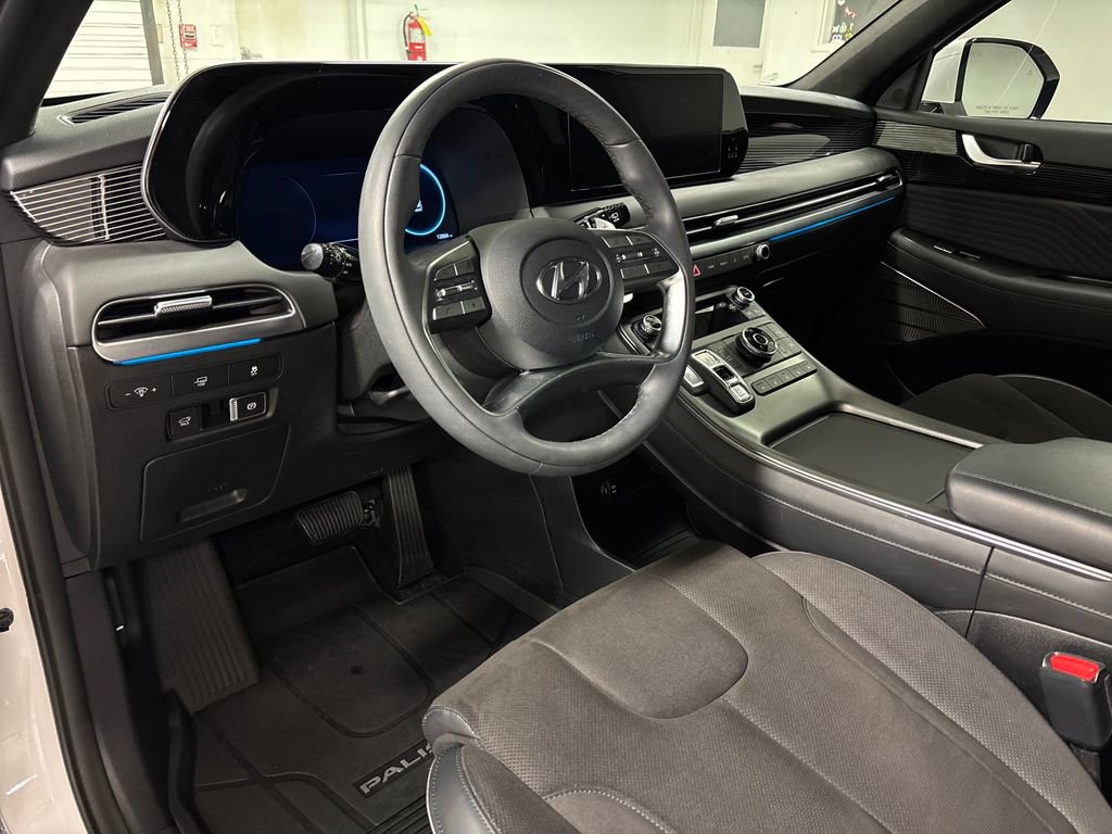 Used 2025 Hyundai Palisade Calligraphy image 28