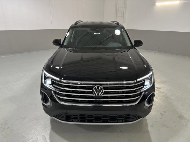 New 2026 Volkswagen Atlas SE image 3