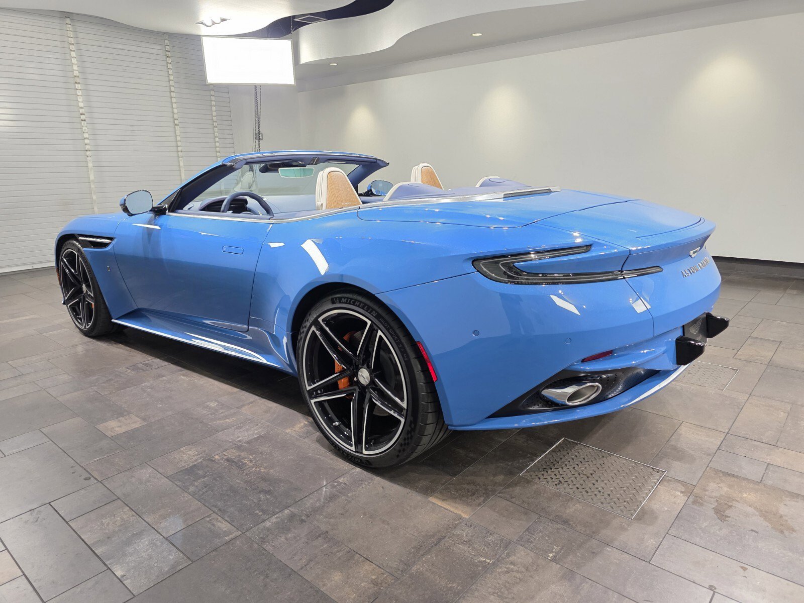 New 2026 Aston Martin DB12 Convertible RWD image 2