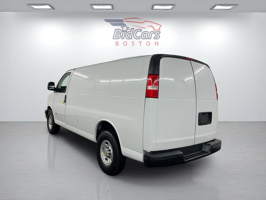 Used 2020 Chevrolet Express 2500 image 6