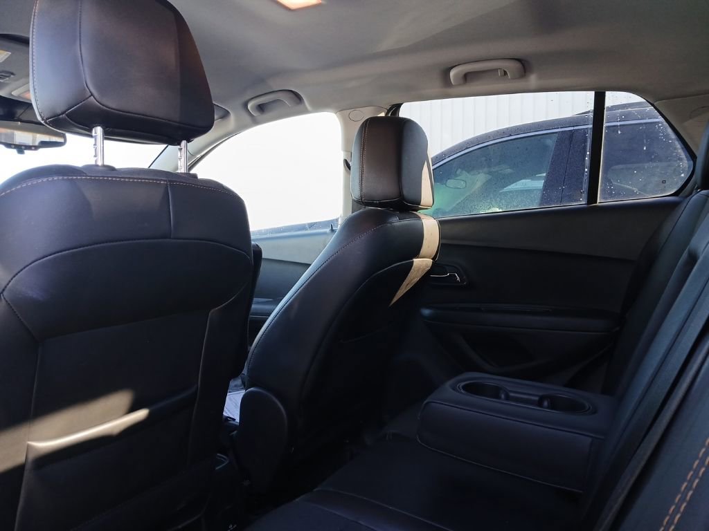 Used 2019 Chevrolet Trax LT w/ Driver Confidence Package image 25