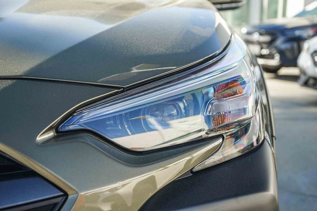 Certified 2025 Subaru Outback Premium image 10