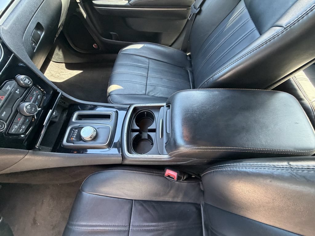 Used 2017 Chrysler 300 S RWD image 18