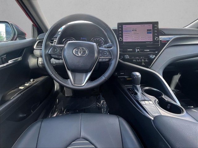 Used 2022 Toyota Camry SE w/ Audio Upgrade Package FWD image 5