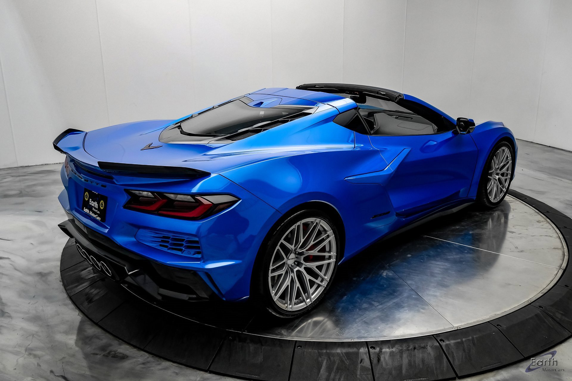 Used 2024 Chevrolet Corvette Z06 image 19