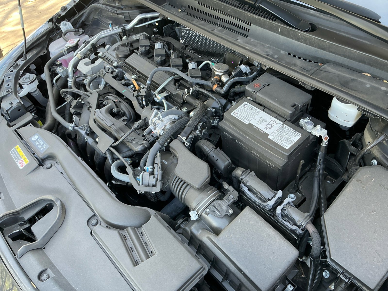 Used 2025 Toyota Corolla SE FWD image 21